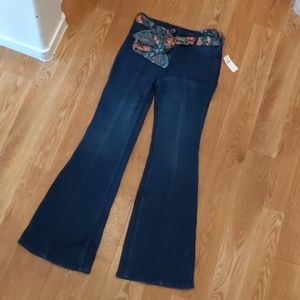 Anthropologie pilcro flair jeans